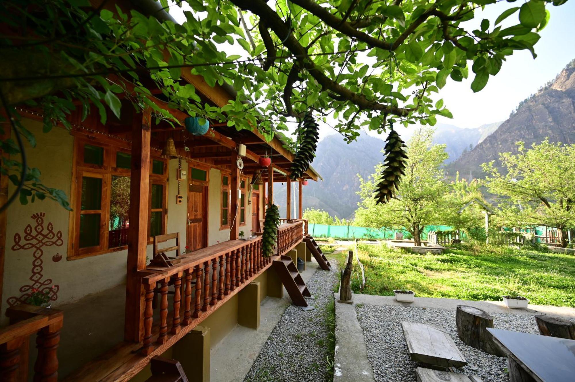 Himalayan Mud Resort Kasol Exterior foto