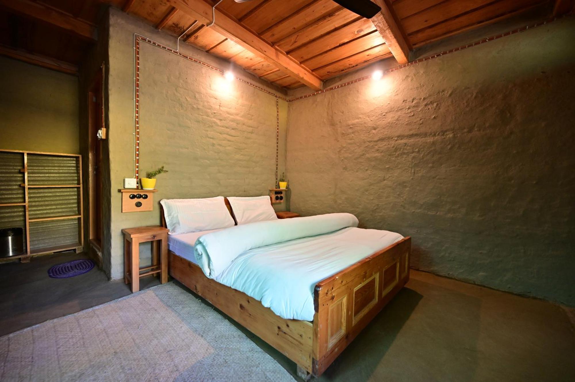 Himalayan Mud Resort Kasol Exterior foto